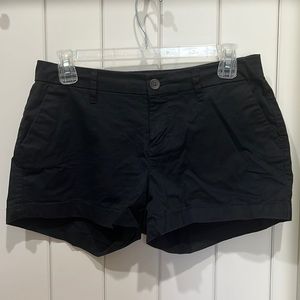 Old Navy Black Chino Khaki Shorts Size 2 Pockets Spring Summer Zipper Zip Button